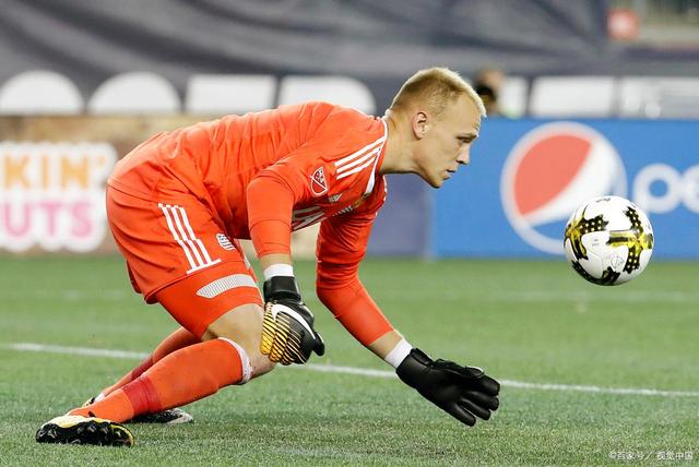 赛地聚焦——荷甲冲刺阶段热度飙升，上海久事官宣签约，底气十足，纪律约束更严格的简单介绍